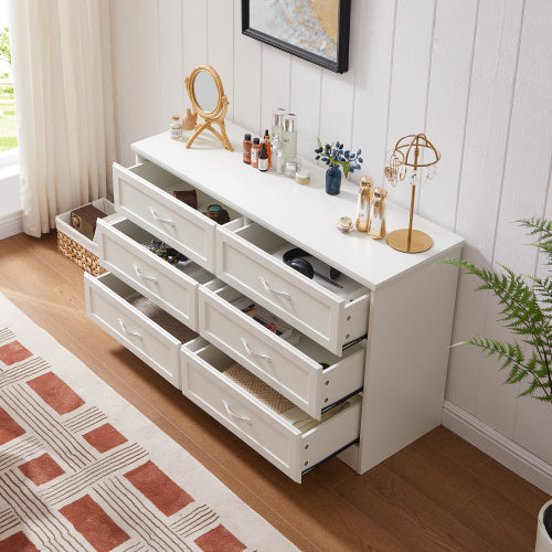 Modern 3-Drawer Dresser